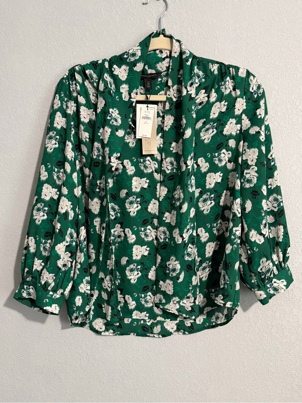 Banana Republic Green Floral Tie-Front Blouse